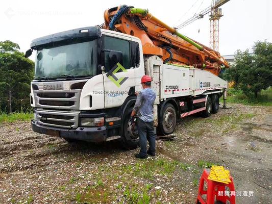 8×4 รถปั๊มคอนกรีตมือสอง Scania Chassis ปั๊มบูมคอนกรีตมือสอง