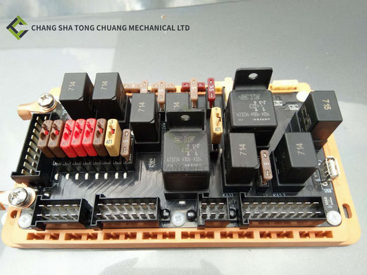 อะไหล่ไฟฟ้าสําหรับรถยนต์ปั๊มคอนกรีต Zoomlion หน่วยควบคุมบูรณาการ 24VDC \ PA66 \ ZN205 1020201810